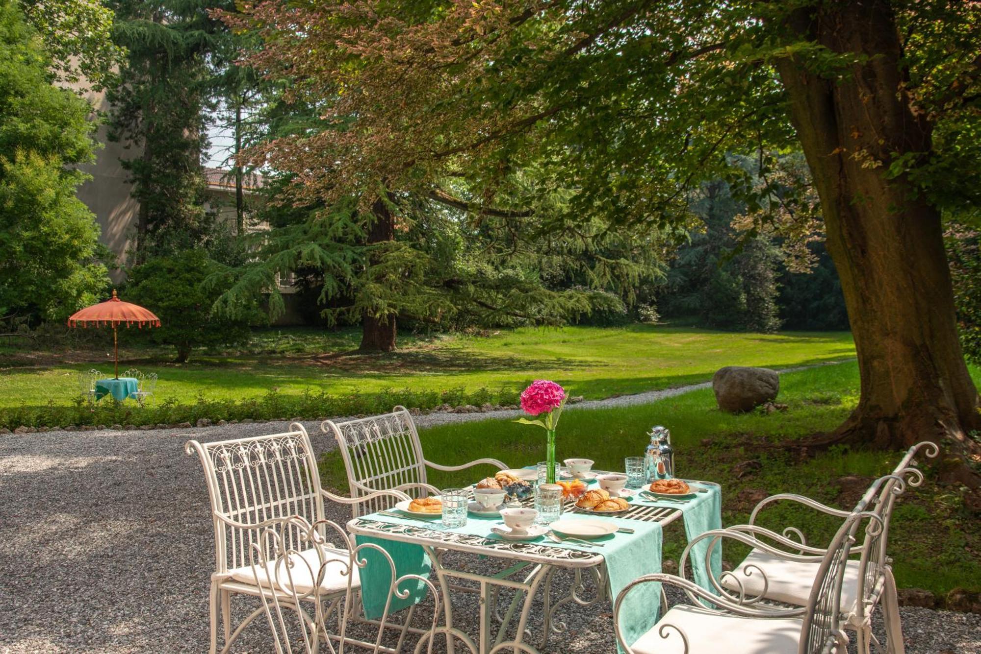 Villa Galimberti Maison De Charme Osnago Esterno foto